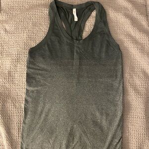 Athleta momentum tank